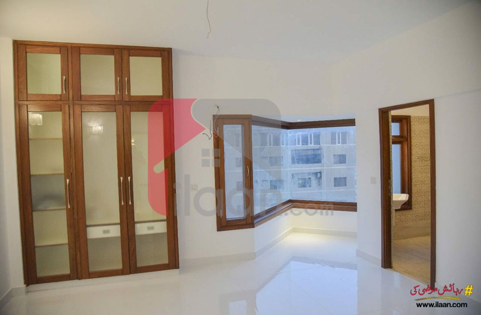3200 Sq.ft Apartment for Sale (Eleventh Floor) in West Wing, Clifton, Karachi