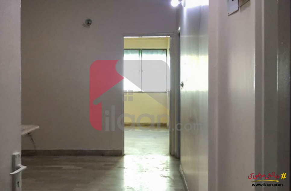950 Sq.yd Apartment for Sale (Third Floor) in Laraib Garden, Block 1, Gulshan-e-iqbal, Karachi