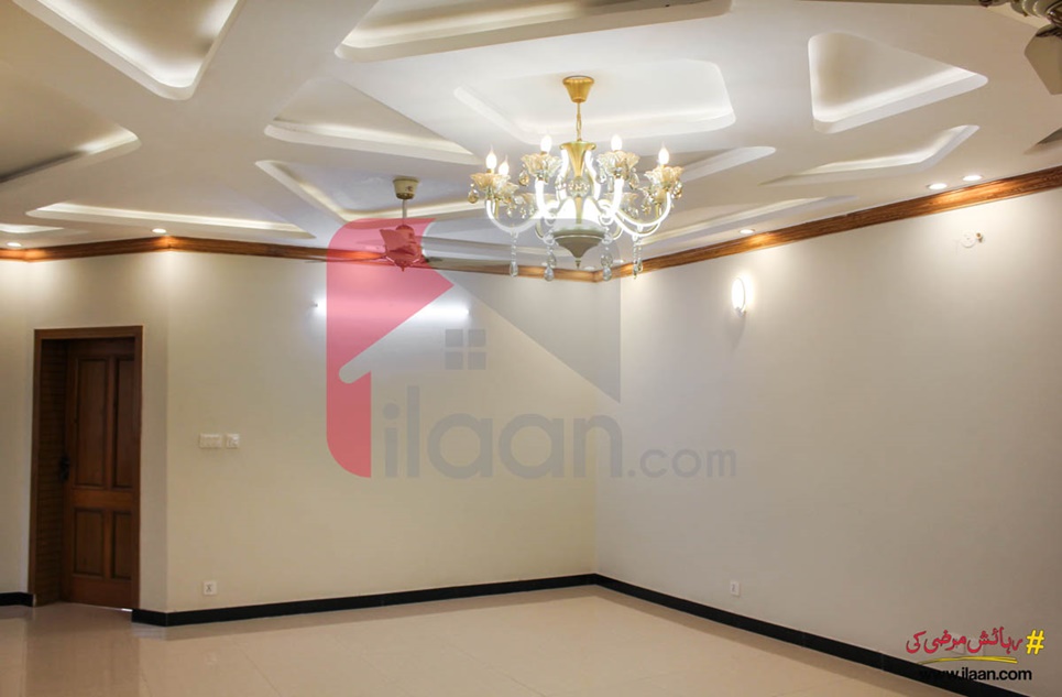 10.5 Marla House for Sale in Block H, Phase 8, Bahria Town, Rawalpindi