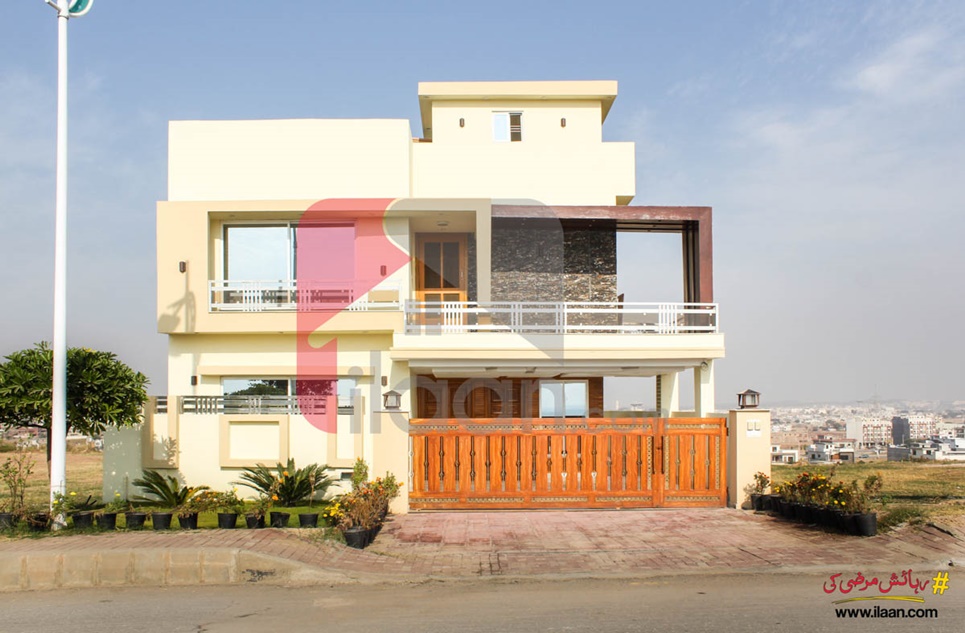 10.5 Marla House for Sale in Block H, Phase 8, Bahria Town, Rawalpindi