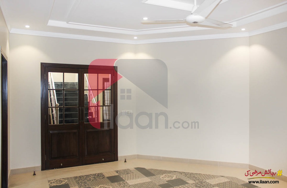 1 Kanal House for Sale in Block Y, Phase 3, DHA Lahore