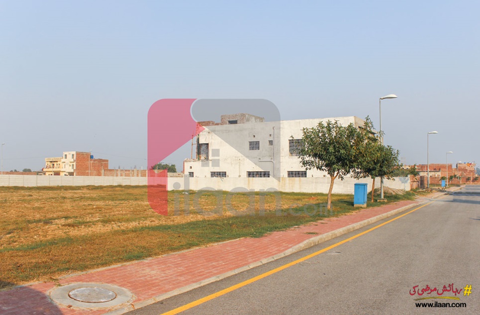 1 Kanal Plot (Plot no 772) for Sale in Nargis Extension Block, Sector C, Bahria Town, Lahore