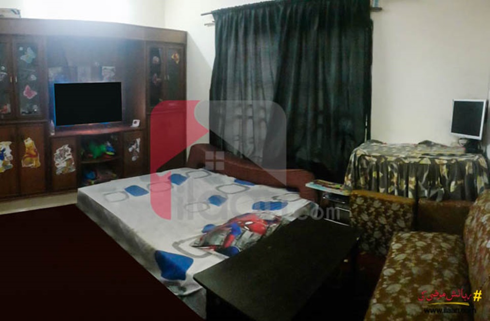10 Marla House for Rent (First Floor) in Phase 4, DHA Lahore (Furnished)