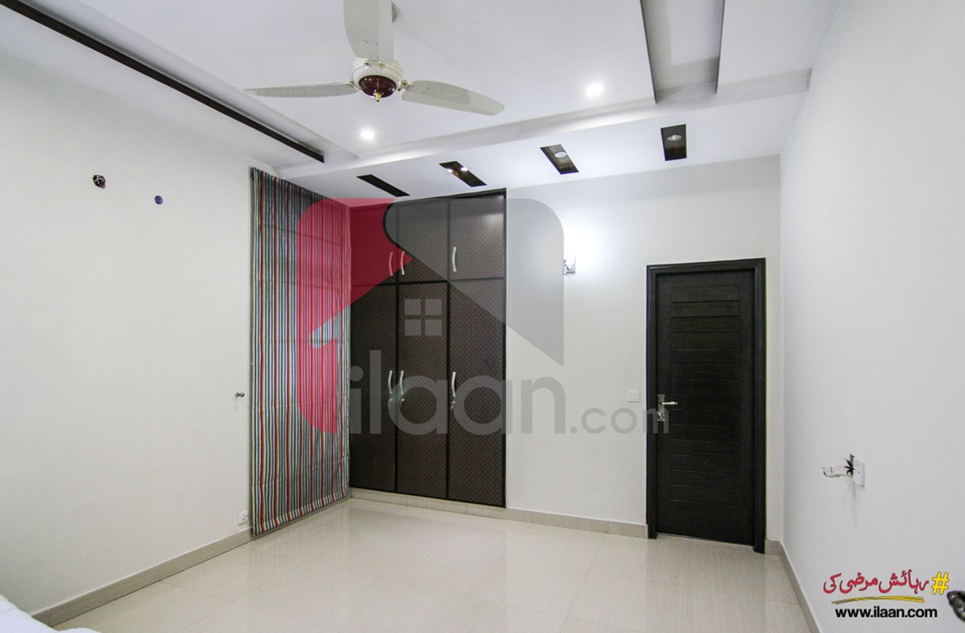9 Marla House for Sale in Block D, Phase 5, DHA Lahore