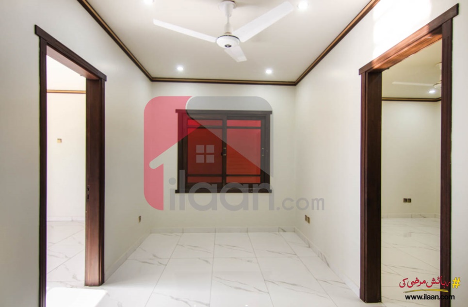 150 Sq.yd House for Sale Near CREEK VISTA APARTMENTS, Phase 8, DHA Karachi