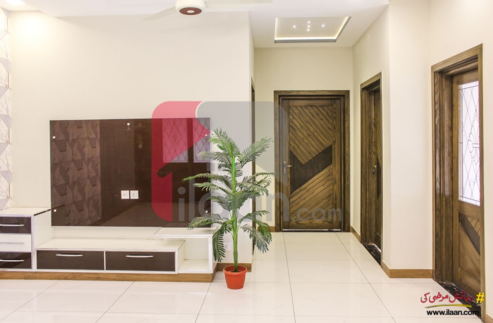 10 Marla House for Sale in Overseas 6, Phase 8, Bahria Town, Rawalpindi