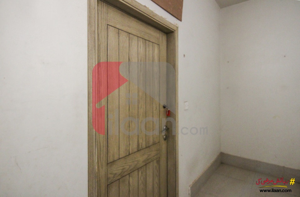640 Sq.ft Office for Sale (Second Floor) in Small Bukhari Commercial Area, Phase 6, DHA Karachi
