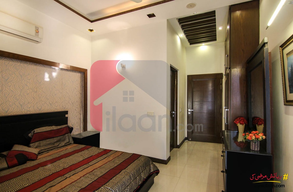 10 Marla House for Sale in Block L, Phase 5, DHA Lahore