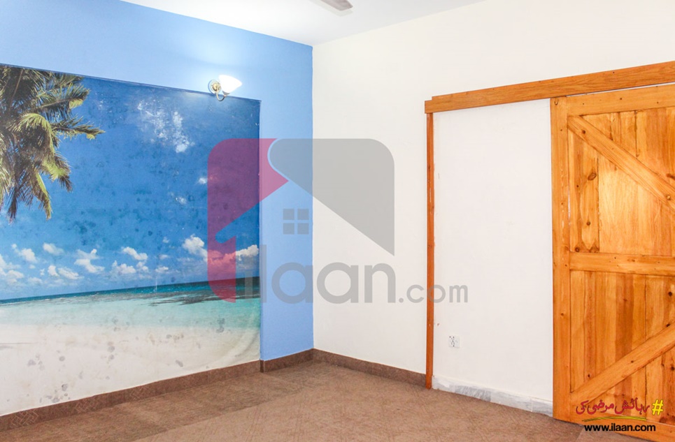 975 Sq.ft Apartment (Third Floor) for Sale in Zamzama Commercial Area, Phase 5, DHA  Karachi 