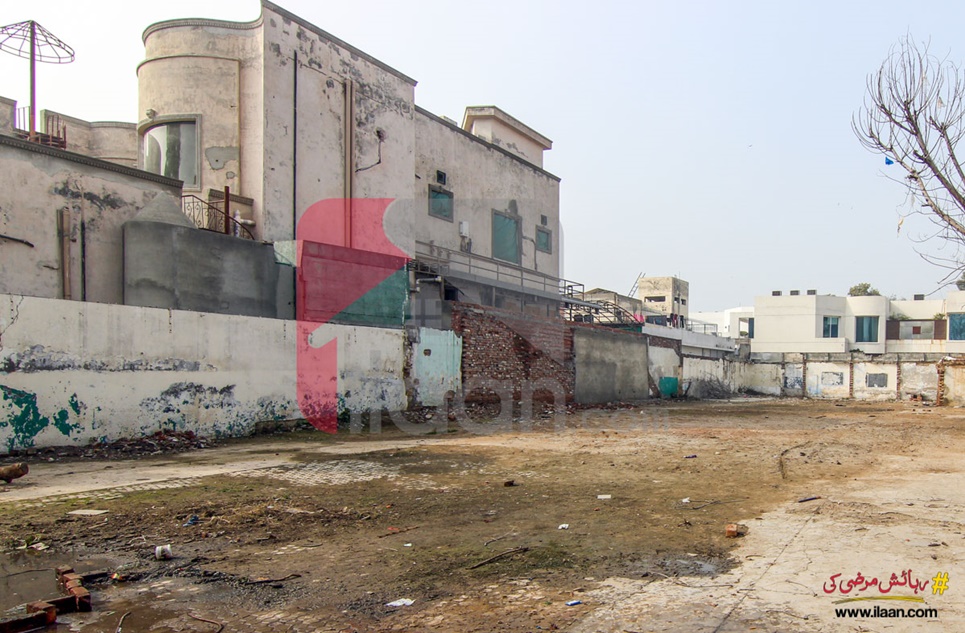 1 Kanal Commercial Plot (Plot no 9) for Sale in Block C, Model Town, Lahore