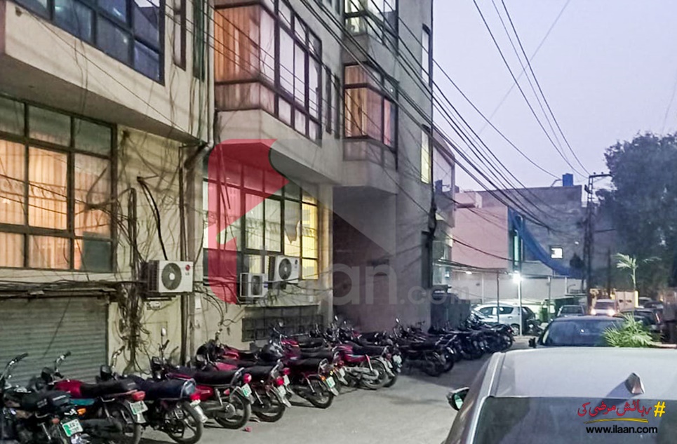 11 Marla Commercial Plot for Sale on Jail Road, Lahore