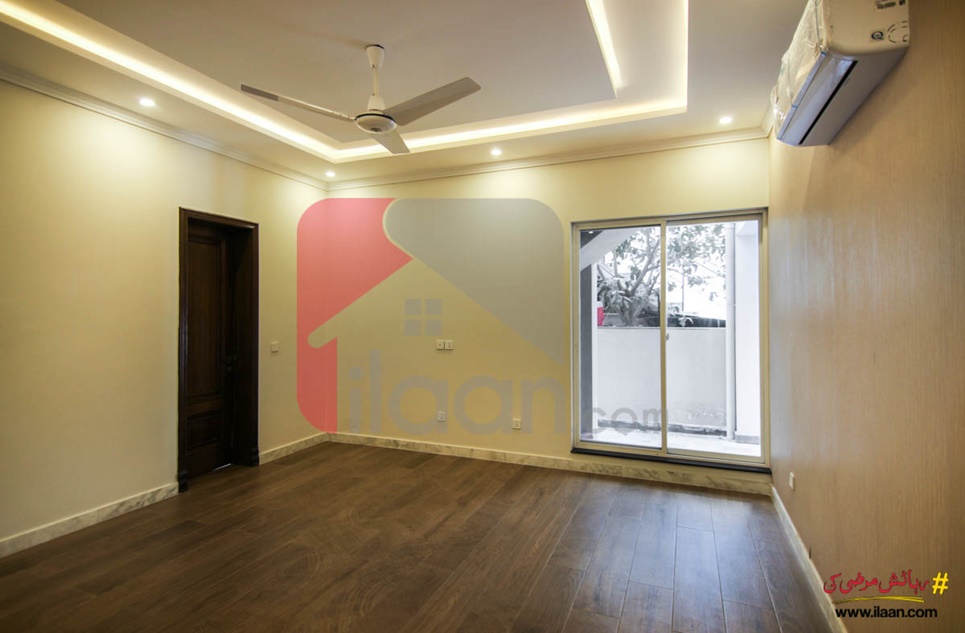 1 Kanal House for Sale in Block H, Phase 5, DHA Lahore