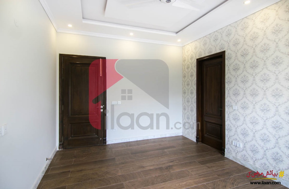 1 Kanal House for Sale in Block H, Phase 5, DHA Lahore