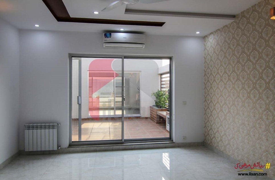 2 Kanal House for Sale in Block B, Phase 6, DHA Lahore