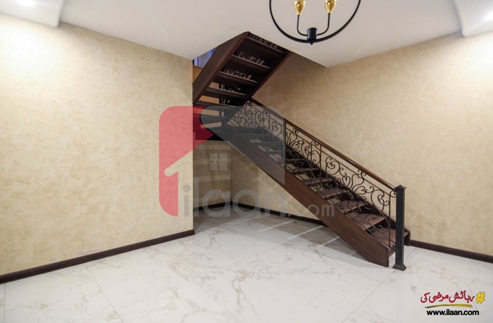1 Kanal House for Sale in Block F, Phase 5, DHA Lahore