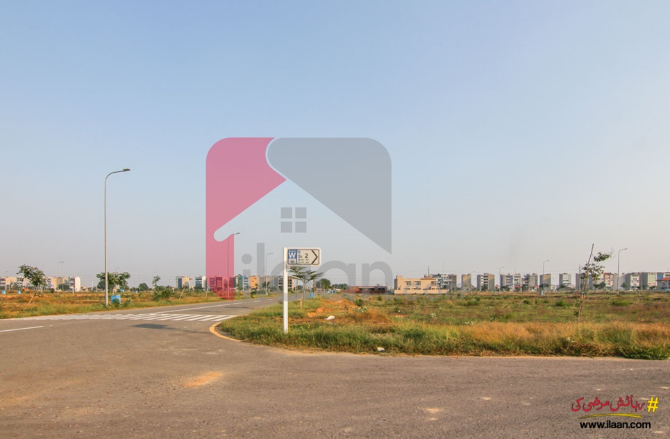1 Kanal Plot (Plot no 470) for Sale in Block W, Phase 8, DHA Lahore
