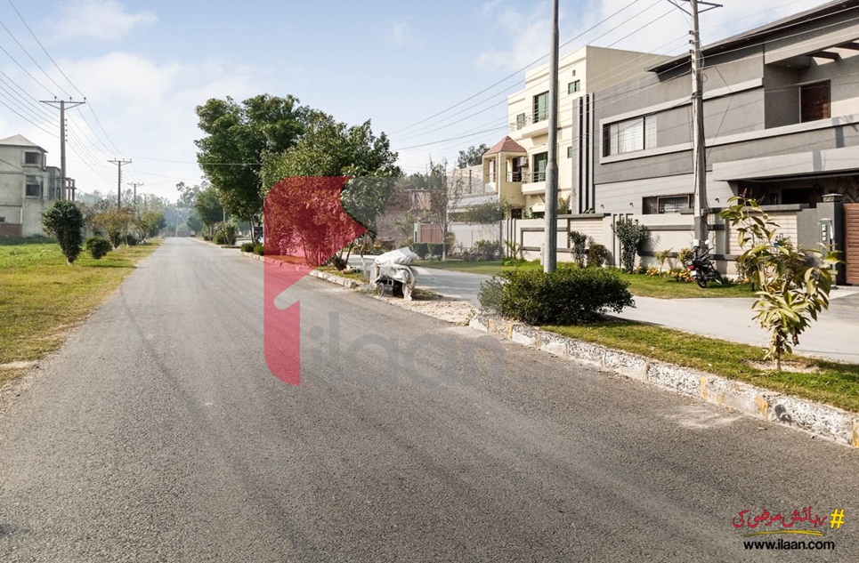 10 Marla Plot for Sale in Beacon House Society, Lahore