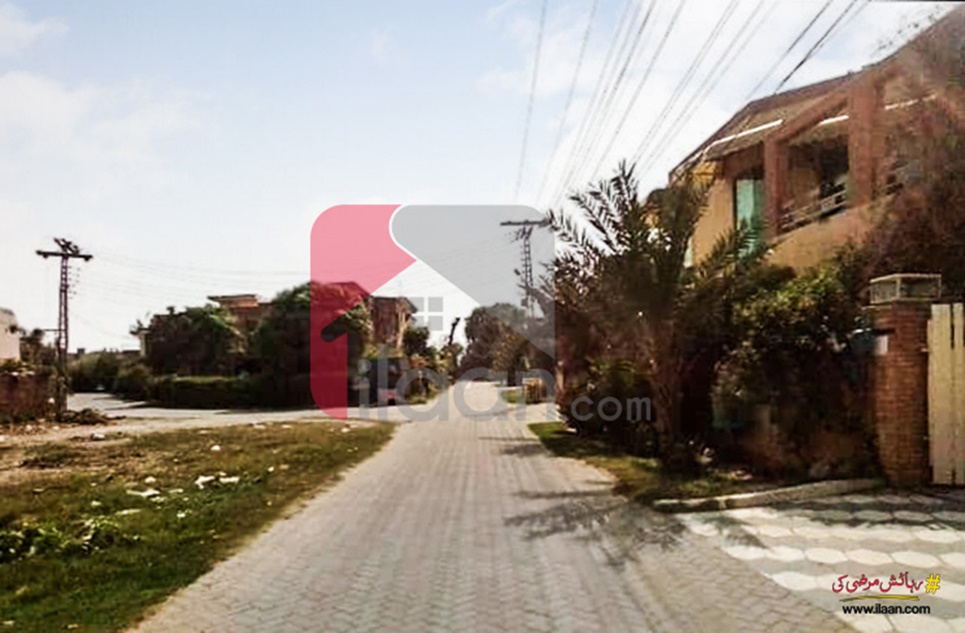 10 Marla House for Rent in Canal View Housing Society, Lahore