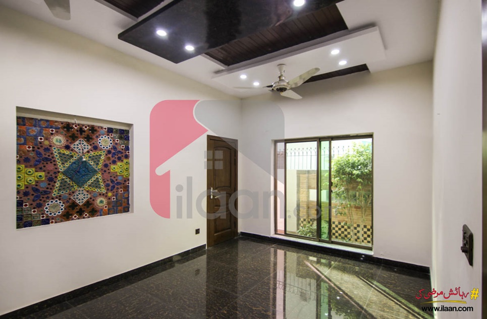 1 Kanal House for Sale in Block J, Phase 5, DHA Lahore