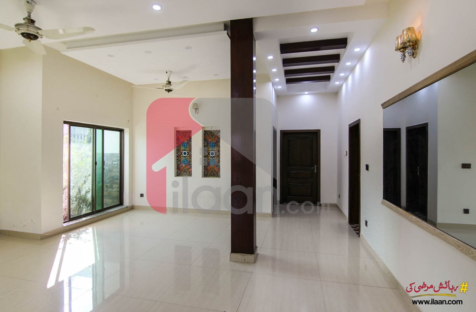 1 Kanal House for Sale in Block J, Phase 5, DHA Lahore