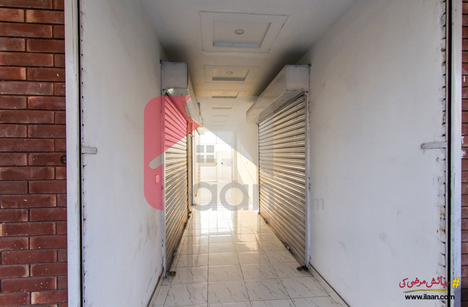 910 Sq.ft Apartment for Sale in Block G, Phase 1, Canal Garden, Lahore