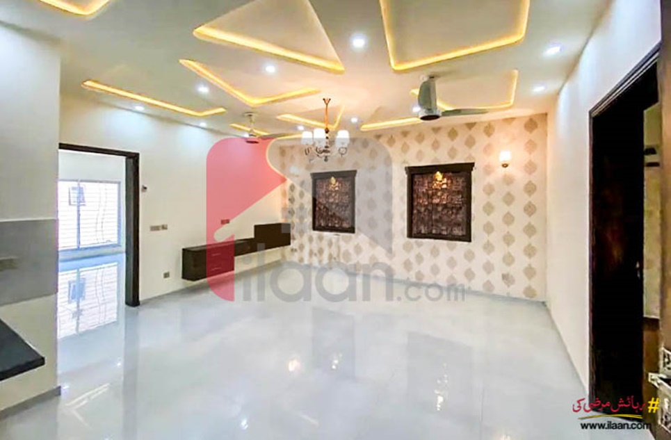 11 Marla House for Sale in Sukh Chayn Gardens, Lahore