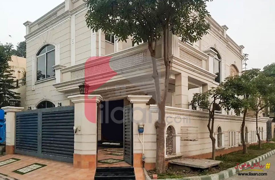 11 Marla House for Sale in Block B, Sukh Chayn Gardens, Lahore