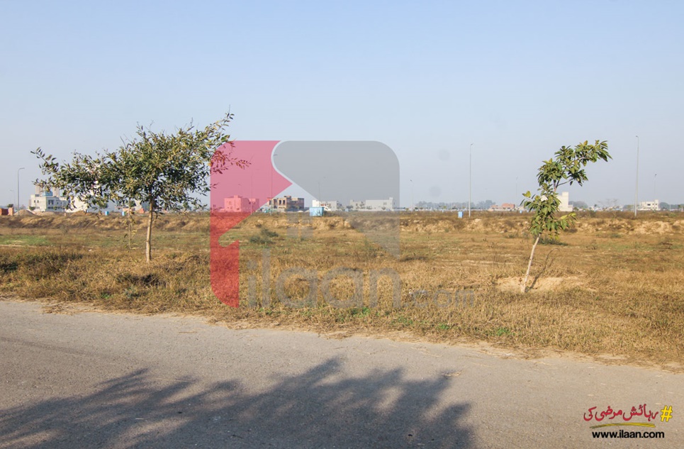 1 Kanal Plot (Plot no 565) for Sale in Block Y, Phase 7, DHA Lahore