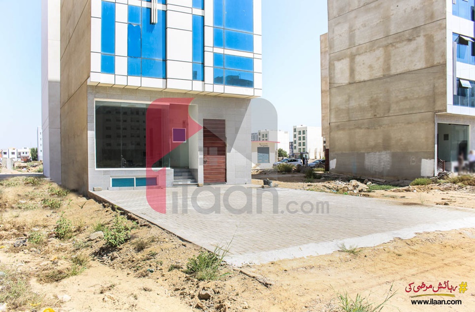1000 Sq.ft Office for Sale (Fourth Floor) on Khayaban-e-Shaheen, Phase 8, DHA Karachi