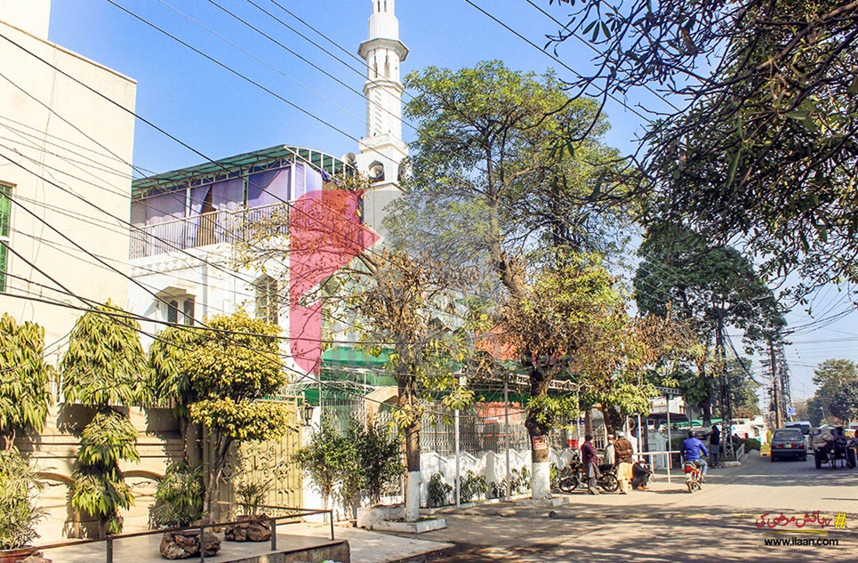252 Sq.ft Shop for Sale in Shadman II, Lahore