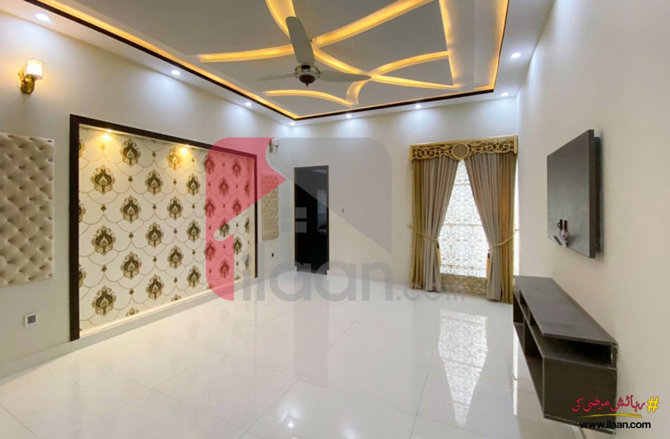10 Marla House for Sale in Sector C, Bahria Town, Lahore