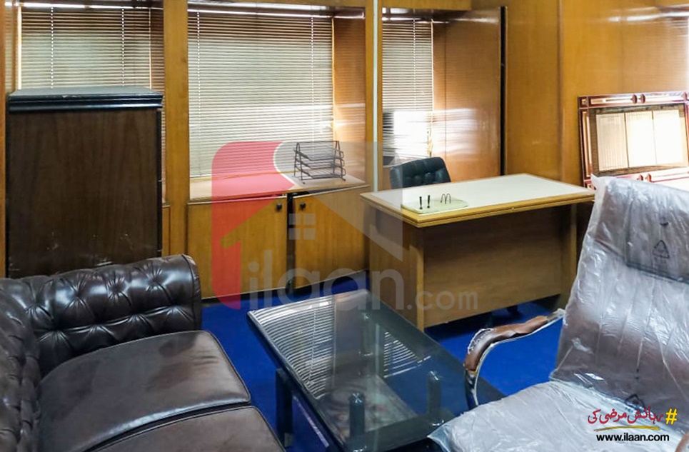 1100 Sq.ft Office for Rent (Third Floor) near Shahrah-e-Faisal, Karachi