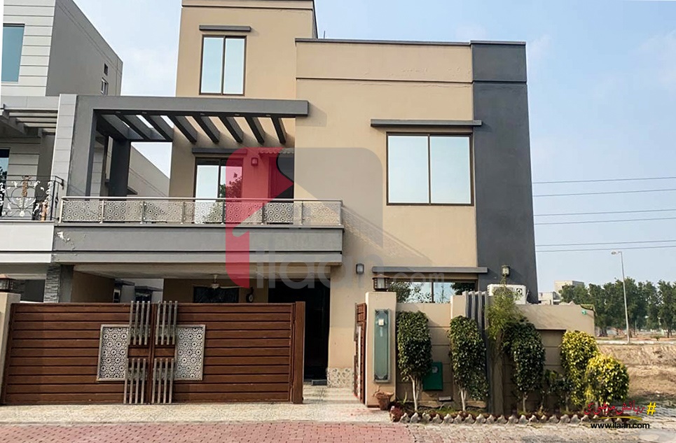 10 Marla House for Sale in Ghaznavi Block, Sector F, Bahria Town, Lahore