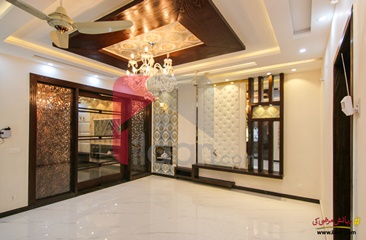10 Marla House for Sale in Jasmine Block, Sector C, Bahria Town, Lahore