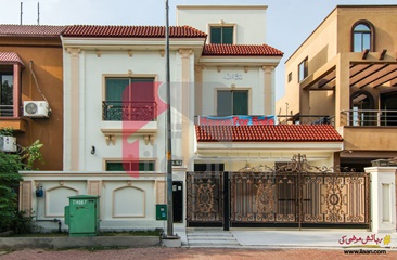 10 Marla House for Sale in Chambeli Block, Sector C, Bahria Town, Lahore