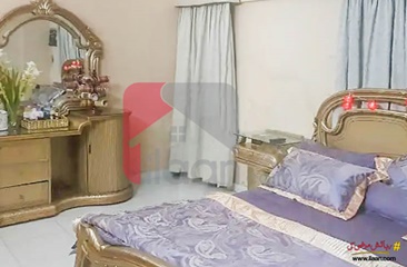 200 Sq.yd House for Sale (First Floor) in Block 5, Clifton, Karachi