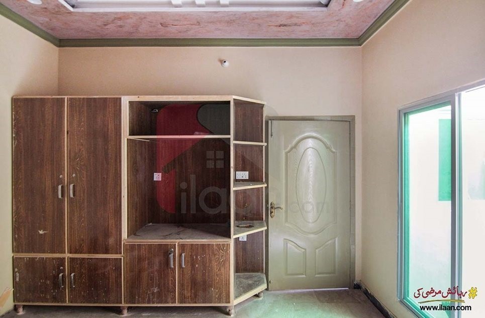 4 marla house available for sale in Ali Town
