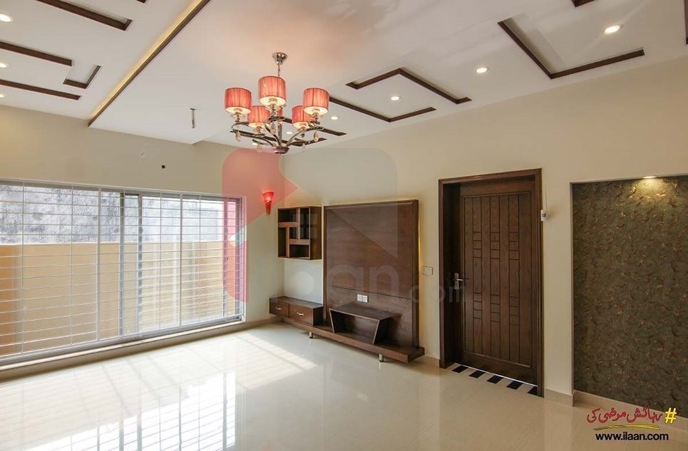 12 Marla House for Sale in Gulbahar Block, Sector C, Bahria Town, Lahore