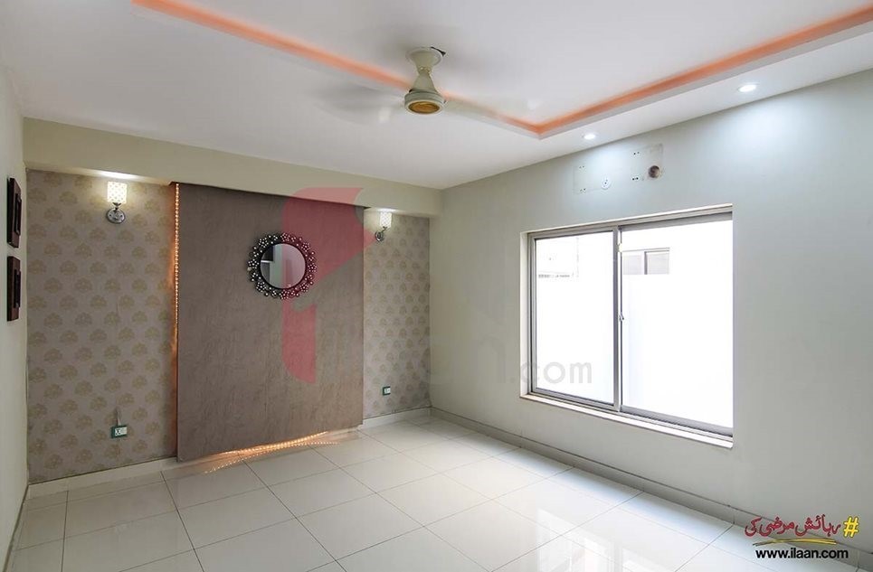 2 kanal house for sale in Gulbahar Block, Bahria Town, Lahore