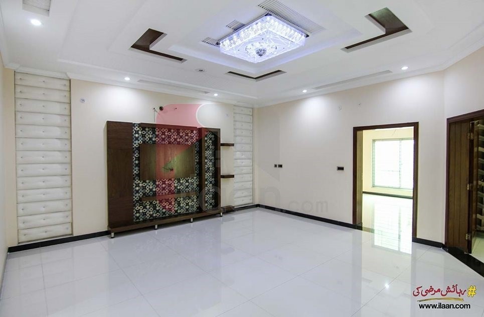 10 marla house for sale in Overseas B, Sector D, Bahria Town, Lahore