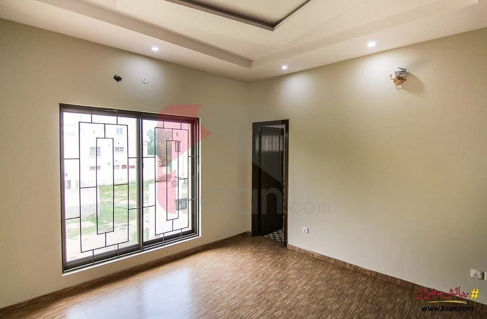 10 marla house for sale in Iris Block, Bahria Town, Lahore