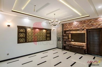 2 kanal house for sale in Sector C, Bahria Town, Lahore