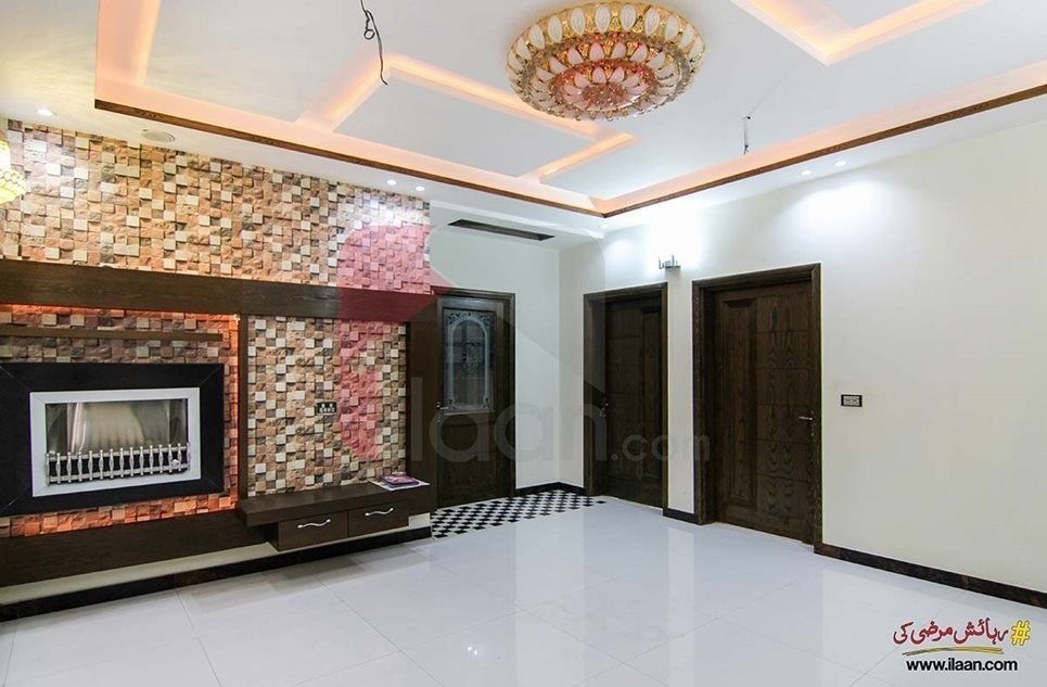 10 marla house for sale in Gulshan Block, Allama Iqbal Town, Lahore