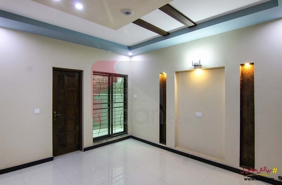 7.5 Marla House for Sale in Block B2, Phase 1, Johar Town, Lahore