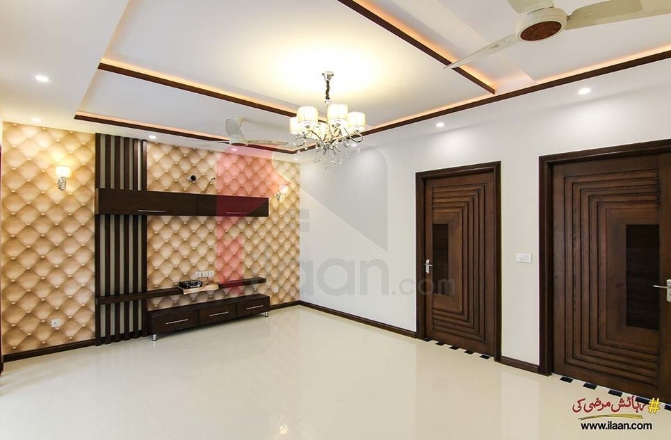 3 marla apartment for sale in Jasmine Block, Bahria Town, Lahore