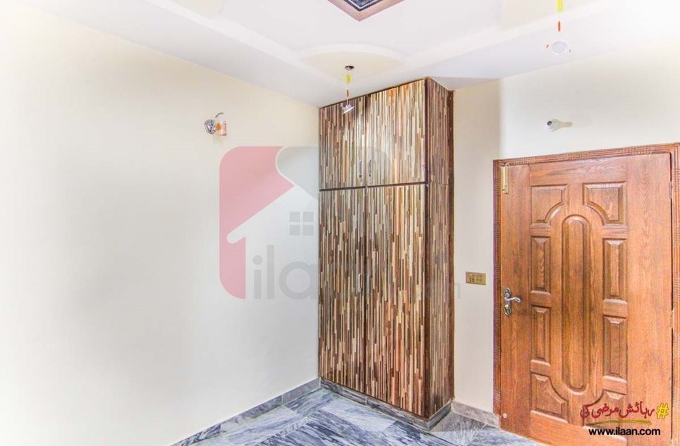 4 marla house available for sale in Lalazar Garden Housing Society