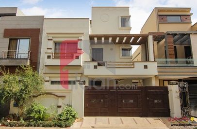 10 Marla House for Sale in Gulbahar Block, Sector C, Bahria Town, Lahore