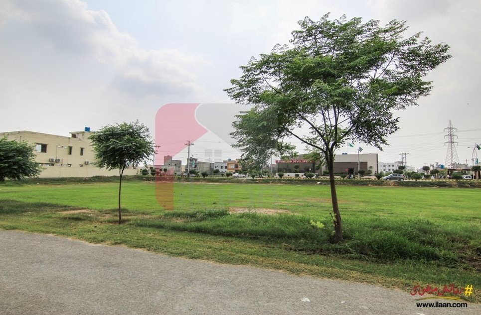 5 marla plot available for sale in Bismillah Housing Scheme, Lahore