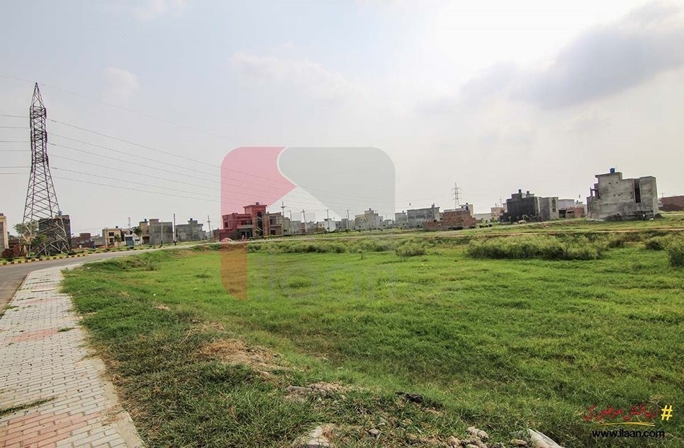 10 marla plot ( Plot no 30 ) available for sale in Bismillah Housing Scheme, Lahore