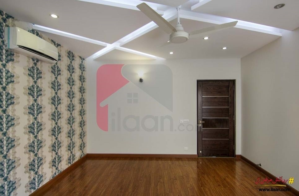 1 Kanal House for Sale in Block H, Phase 5, DHA, Lahore